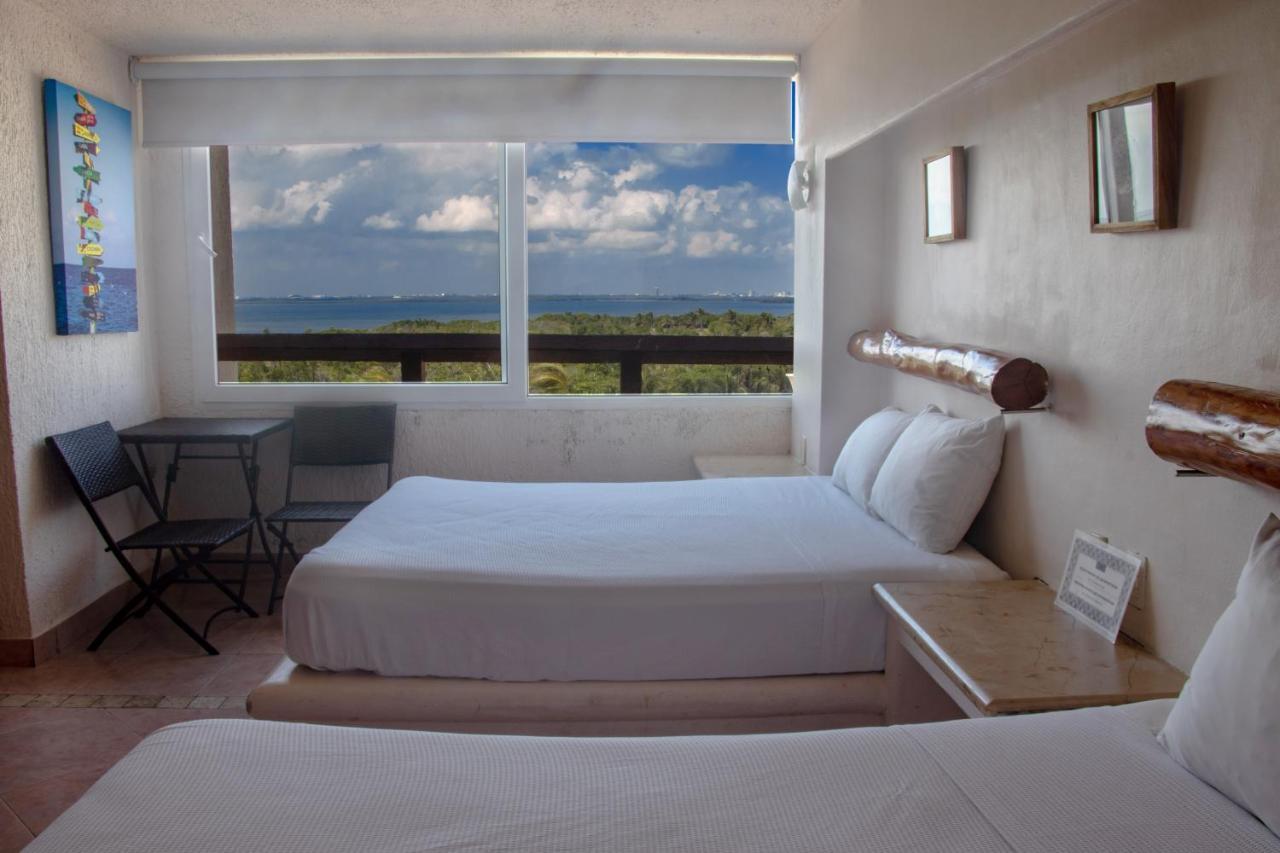 Rodero By Solymar Beach Front Condos In Hotel Zone Cancún Eksteriør bilde