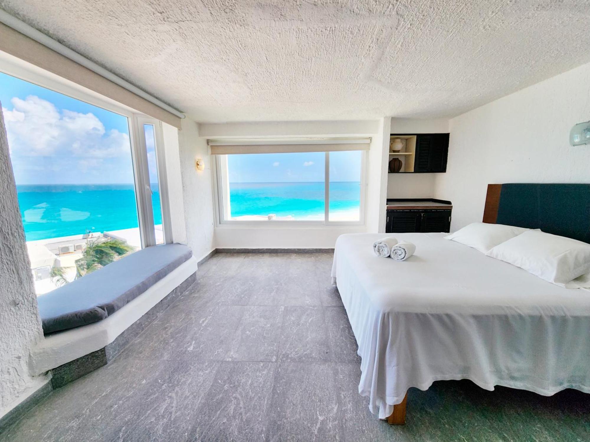 Rodero By Solymar Beach Front Condos In Hotel Zone Cancún Eksteriør bilde