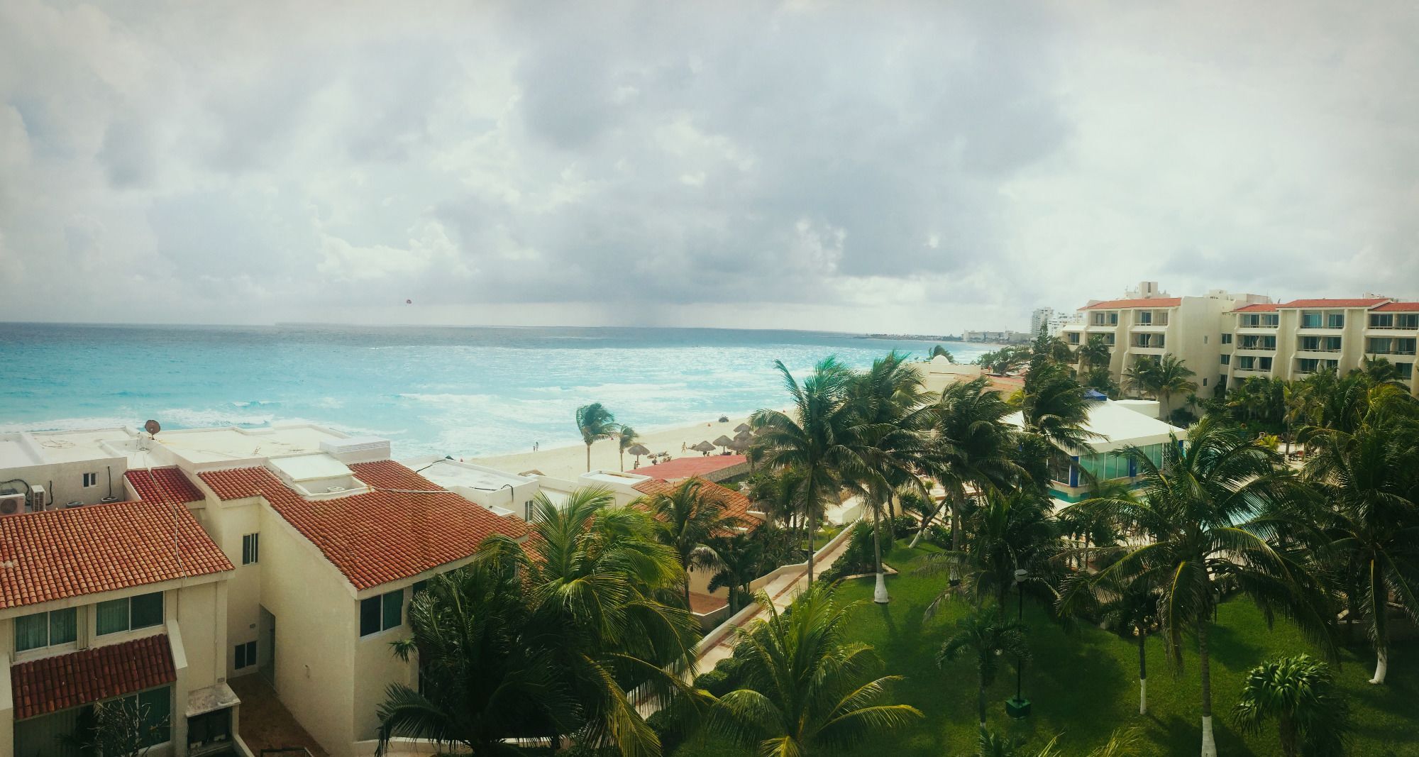 Rodero By Solymar Beach Front Condos In Hotel Zone Cancún Eksteriør bilde